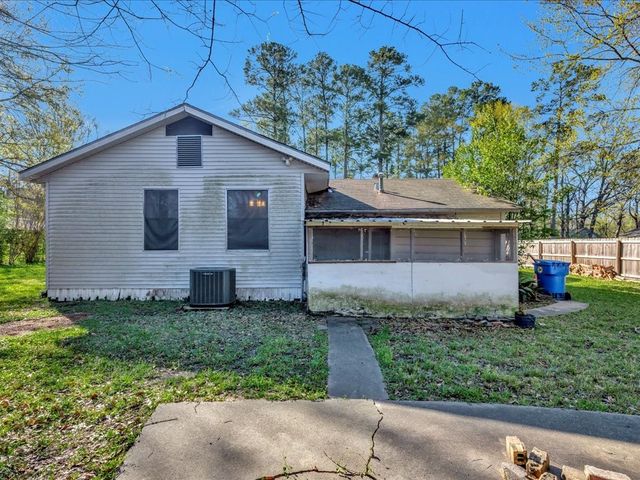 1402 Murphy Avenue, Lufkin, TX 75904