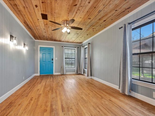 1402 Murphy Avenue, Lufkin, TX 75904