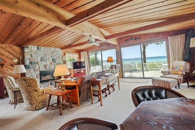 5882 Crystal Beach Road, Clearwater Twp, MI 49676