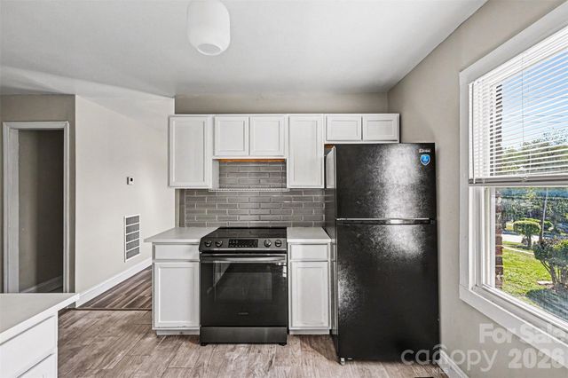 2604 Booker Avenue, Charlotte, NC 28216