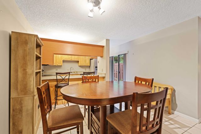 825 CENTER Street 39D, Jupiter, FL 33458