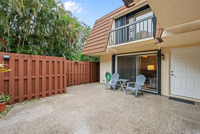 825 CENTER Street 39D, Jupiter, FL 33458