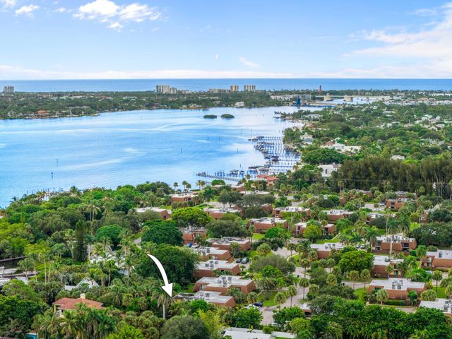 825 CENTER Street 39D, Jupiter, FL 33458