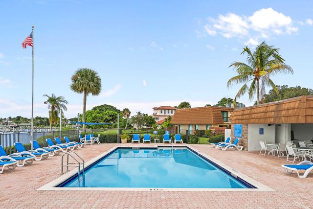 825 CENTER Street 39D, Jupiter, FL 33458