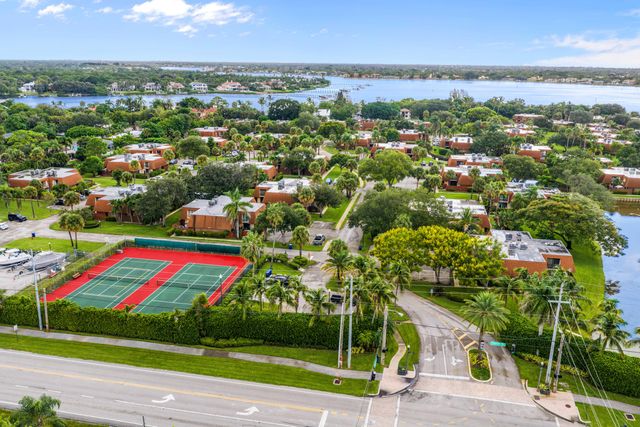 825 CENTER Street 39D, Jupiter, FL 33458