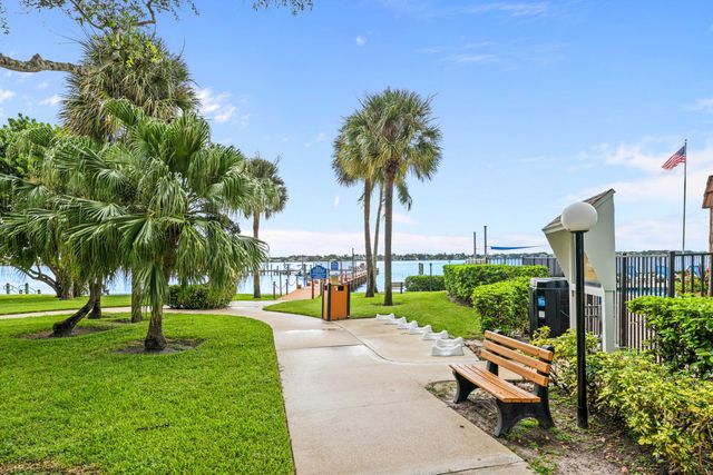 825 CENTER Street 39D, Jupiter, FL 33458