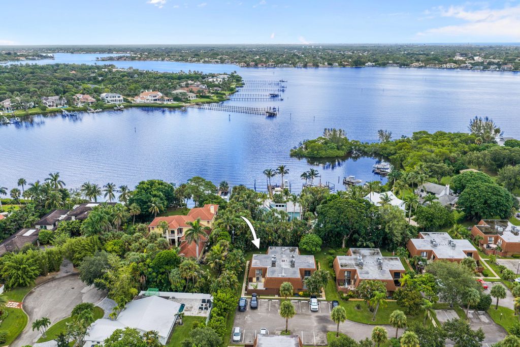 825 CENTER Street 39D, Jupiter, FL 33458