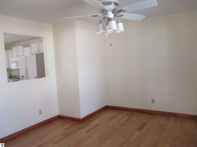 6203 S Whiteville Road, Mt Pleasant, MI 48858