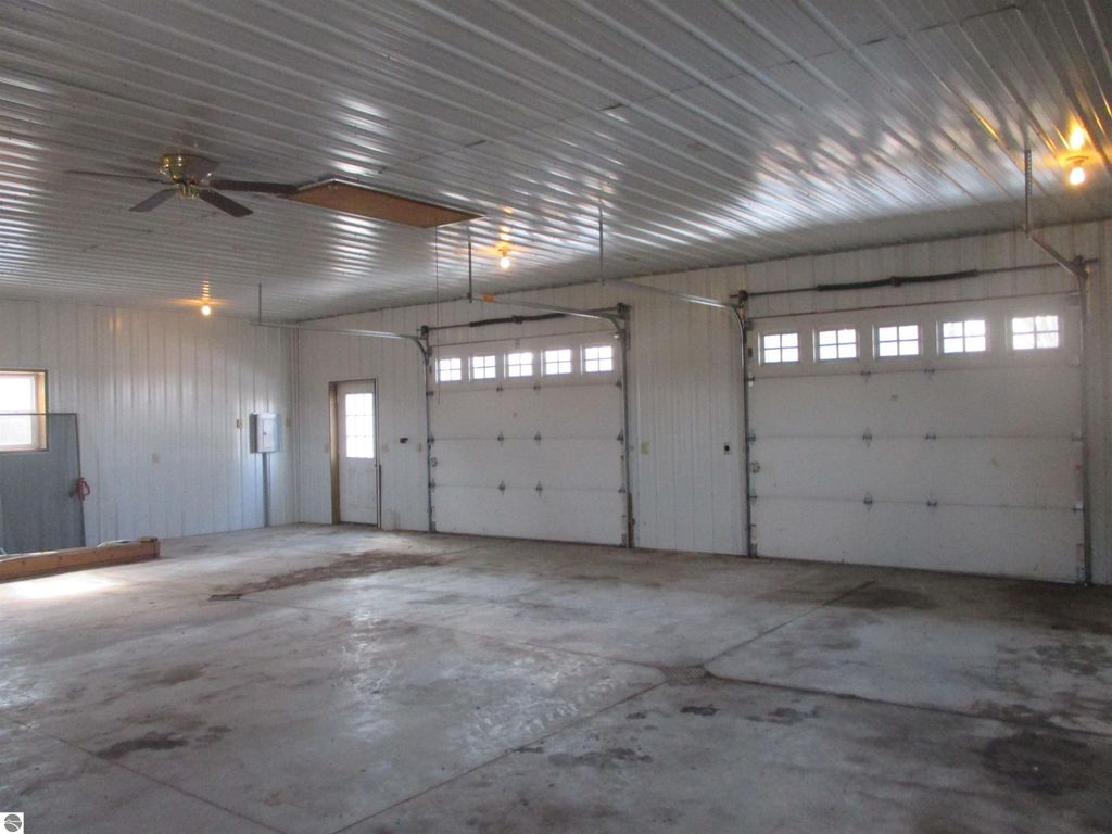 Image 37 of property listing at 6203 S Whiteville Road, Mt Pleasant, MI 48858