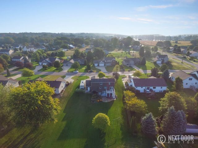 1645 Garden View Drive, Zeeland, MI 49464