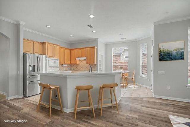 2409 S Venice Drive, Pearland, TX 77581