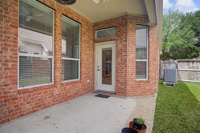 2409 S Venice Drive, Pearland, TX 77581