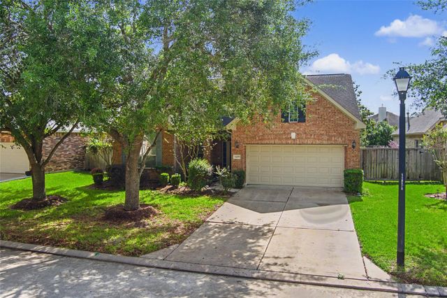 2409 S Venice Drive, Pearland, TX 77581