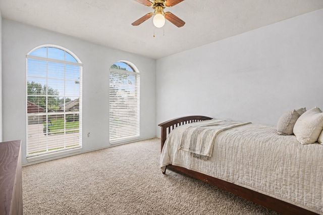 9606 Dry Springs Drive, La Porte, TX 77571