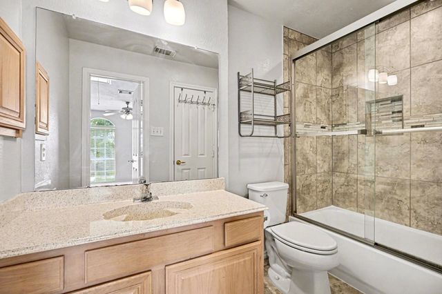 9606 Dry Springs Drive, La Porte, TX 77571