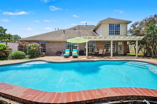 9606 Dry Springs Drive, La Porte, TX 77571