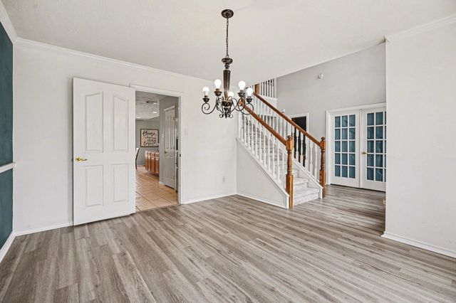 9606 Dry Springs Drive, La Porte, TX 77571