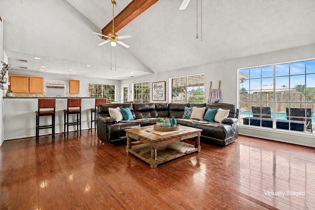 9606 Dry Springs Drive, La Porte, TX 77571