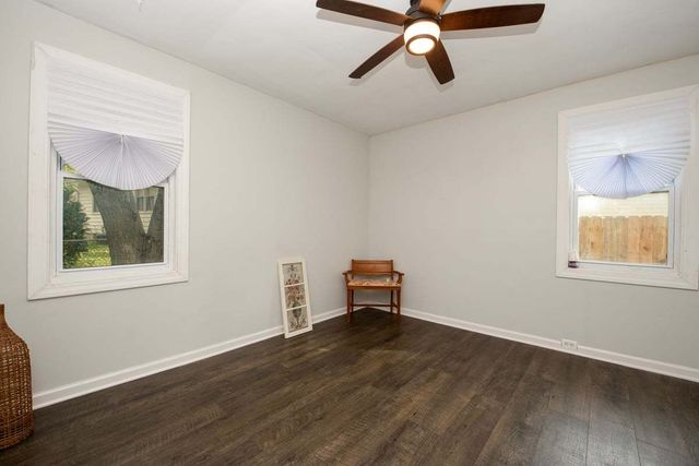 135 Oak Drive, Dekalb, IL 60115