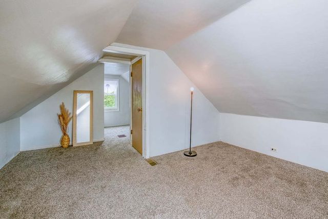 135 Oak Drive, Dekalb, IL 60115