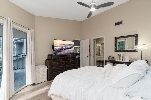 105 DURHAM PLACE 105, Longwood, FL 32779