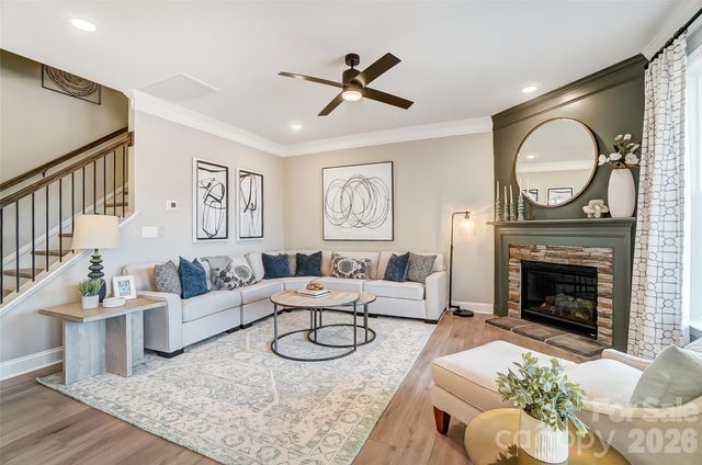 124 S Dunlavin Way, Mooresville, NC 28115