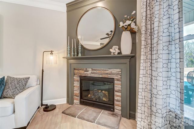 124 S Dunlavin Way, Mooresville, NC 28115