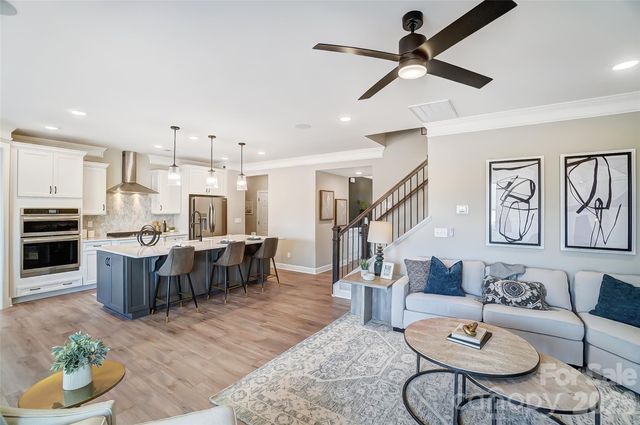124 S Dunlavin Way, Mooresville, NC 28115