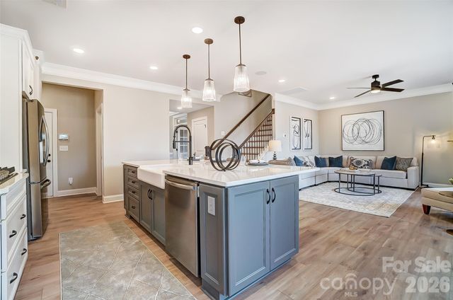 124 S Dunlavin Way, Mooresville, NC 28115