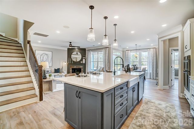 124 S Dunlavin Way, Mooresville, NC 28115