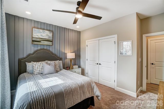 124 S Dunlavin Way, Mooresville, NC 28115