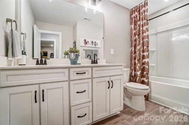 124 S Dunlavin Way, Mooresville, NC 28115
