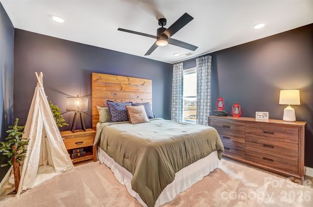 124 S Dunlavin Way, Mooresville, NC 28115