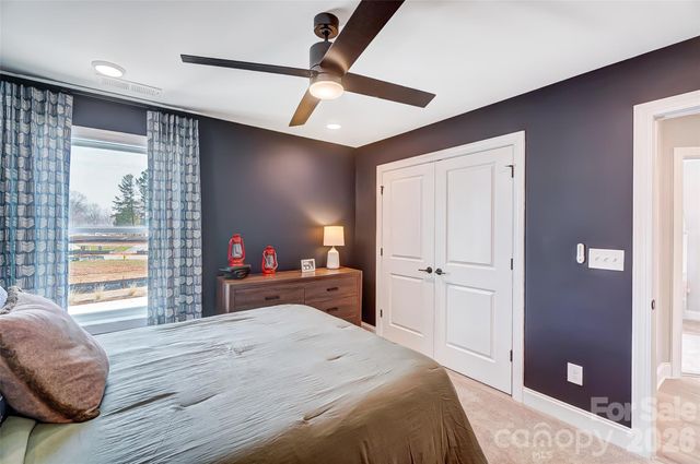 124 S Dunlavin Way, Mooresville, NC 28115