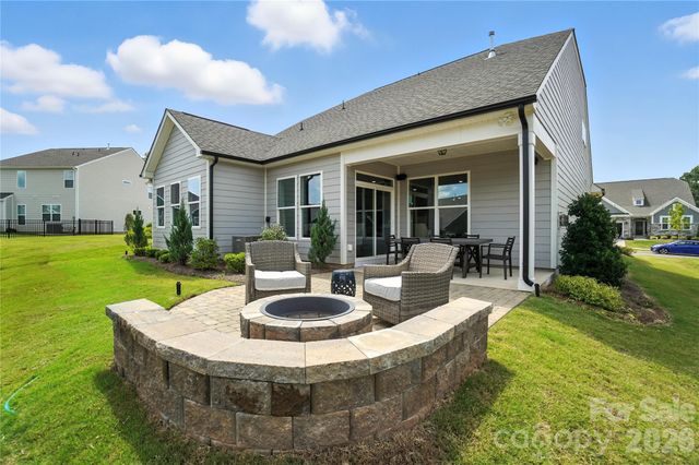 124 S Dunlavin Way, Mooresville, NC 28115