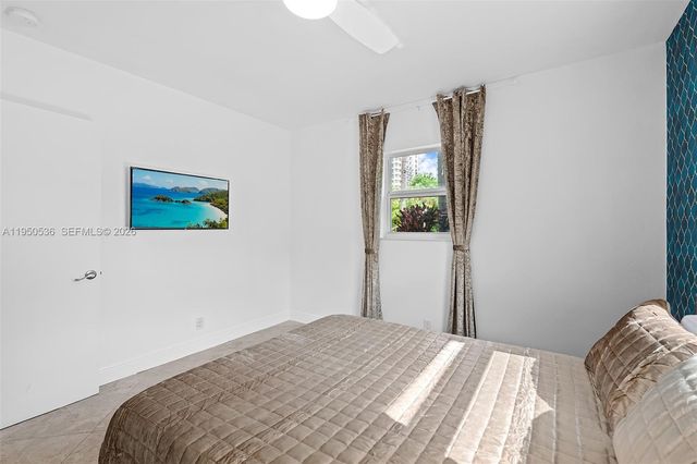 1931 NE 32nd Ave, Fort Lauderdale, FL 33305