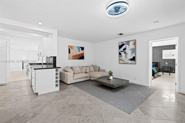 1931 NE 32nd Ave, Fort Lauderdale, FL 33305