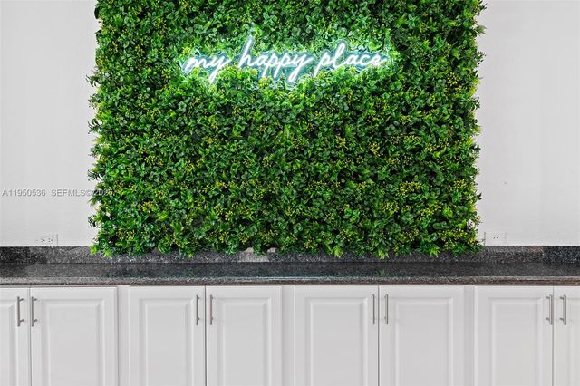 1931 NE 32nd Ave, Fort Lauderdale, FL 33305