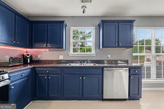 2836 Amerson Trail, Ellenwood, GA 30294