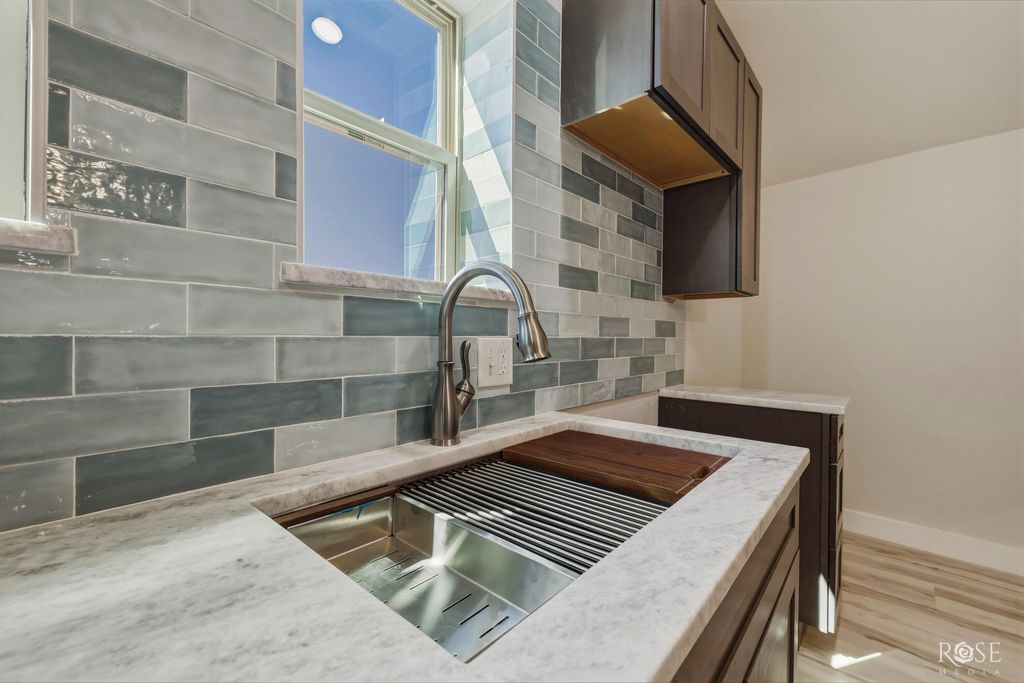 Image 13 of property listing at 10261 N Us Hwy 277, San Angelo, TX 76905