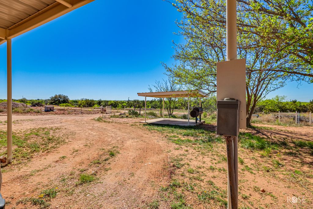Image 30 of property listing at 10261 N Us Hwy 277, San Angelo, TX 76905