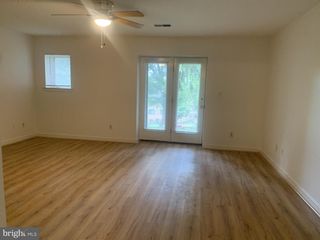 3902 EASTVIEW LN, Wilmington, DE 19802