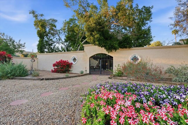 12054 S TONALEA Drive, Phoenix, AZ 85044