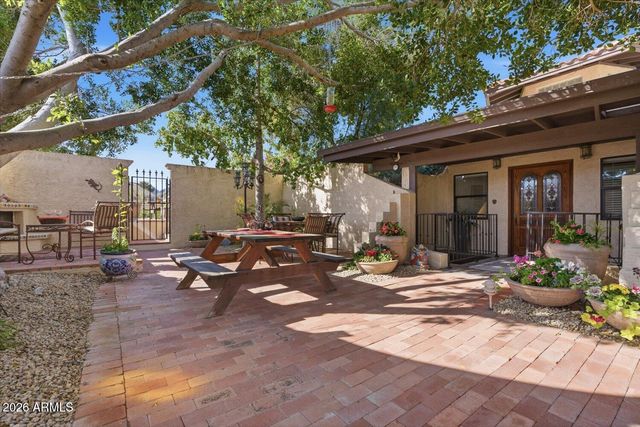 12054 S TONALEA Drive, Phoenix, AZ 85044