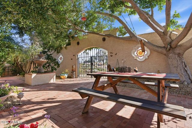 12054 S TONALEA Drive, Phoenix, AZ 85044