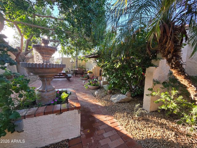 12054 S TONALEA Drive, Phoenix, AZ 85044