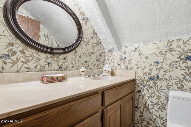 12054 S TONALEA Drive, Phoenix, AZ 85044