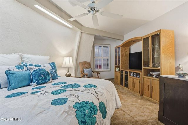 12054 S TONALEA Drive, Phoenix, AZ 85044