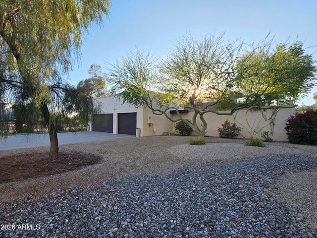 12054 S TONALEA Drive, Phoenix, AZ 85044