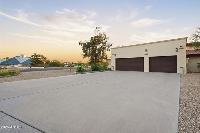 12054 S TONALEA Drive, Phoenix, AZ 85044